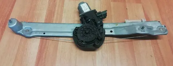 Renault Espace V (RFC) Rear window lifting mechanism without motor 827204540R 402651F