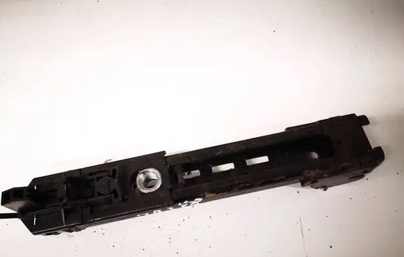 Skoda Octavia Mk2 (1Z) Seat belt adjustment rail 1T0857819