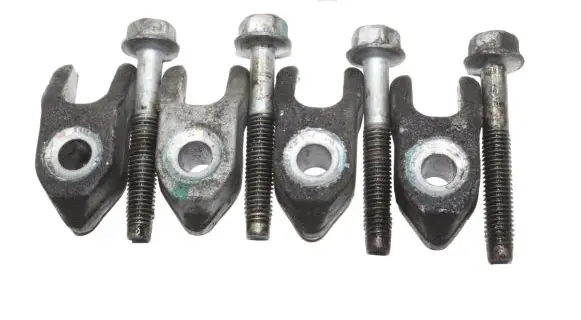 Chevrolet Captiva Fuel Injector clamp holder