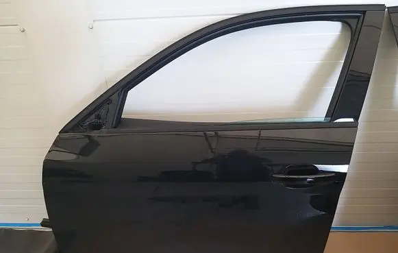 Audi A1 Front door