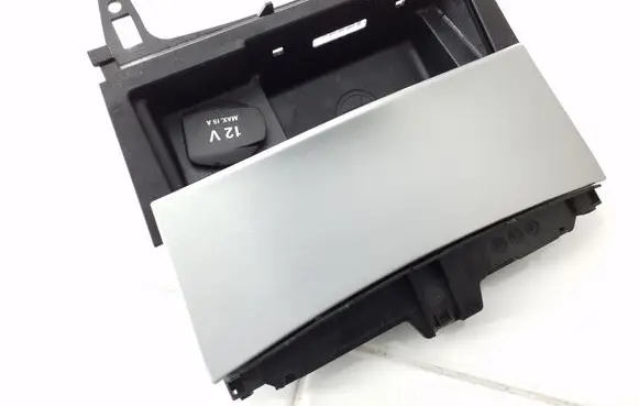 Mercedes-Benz C W204 Car ashtray A2046801350