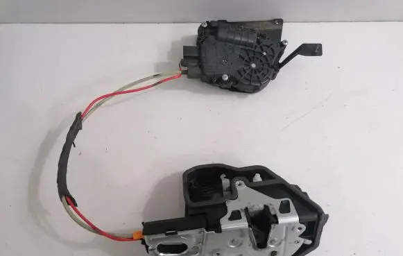 Front door lock