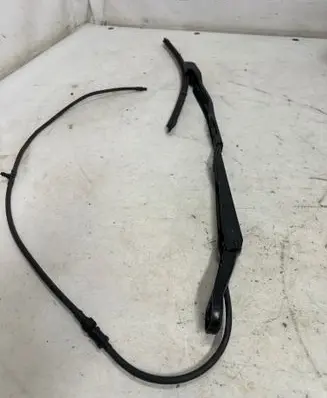 BMW 3 G20 G21 Front wiper blade arm 619448921