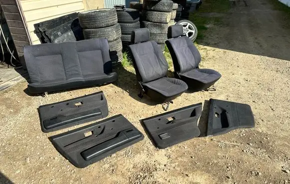 Volkswagen Golf II Seat set 