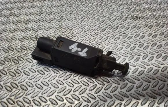 Volkswagen Transporter - Caravelle T4 Brake pedal sensor switch 927189A