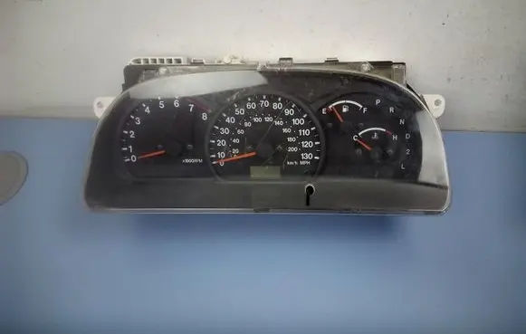 Suzuki Grand Vitara I Speedometer (instrument cluster) 3410052010 341006D8