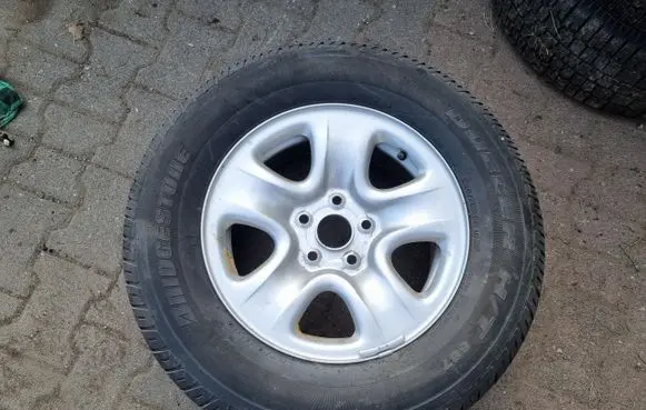 Suzuki Ignis R16 spare wheel 