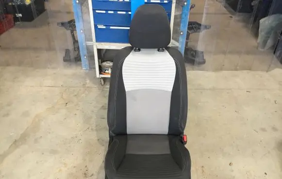 Toyota Yaris Front passenger seat 