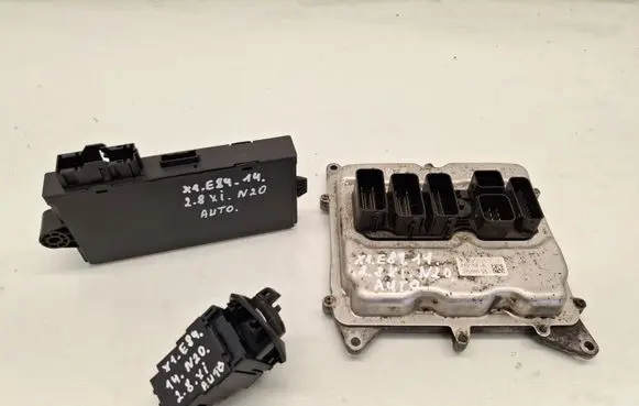 BMW X1 E84 Engine ECU kit and lock set 8631728