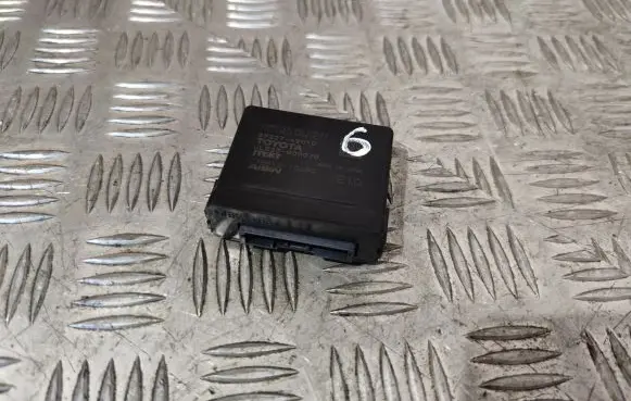 Lexus RX 450H Steering rack control module 8922762010 JL523000070