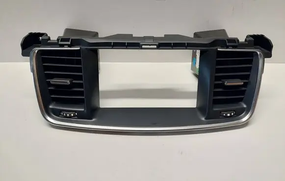 Peugeot 508 Dash center air vent grill 9686446277