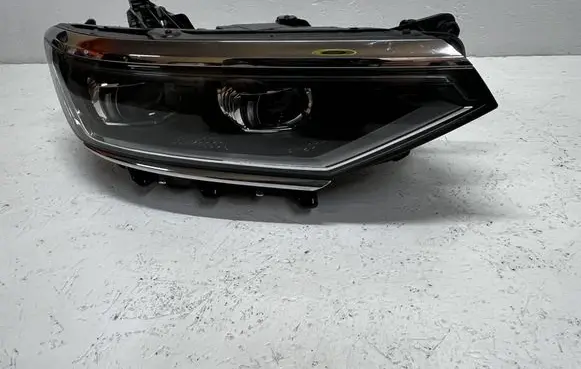 Volkswagen PASSAT B8 Headlight/headlamp 3G1941082T