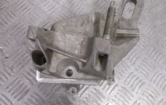 Ford Fiesta Engine mount bracket 8A6G6F001DB