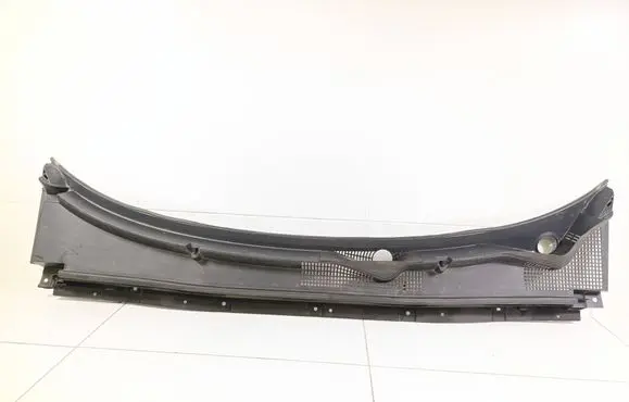 Maxus Euniq 6 Wiper trim C00083353 P01059