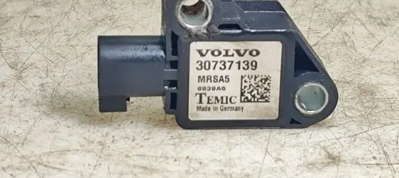 Volvo C30 Airbag deployment crash/impact sensor 30737139 8839A6 MRSA5