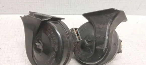 Volkswagen PASSAT B5 Horn signal 0092018
