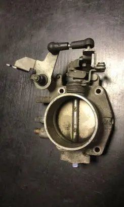 BMW 5 E34 Throttle valve 1748094