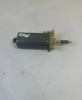 Mercedes-Benz S W221 Seat adjustment motor 0390203255