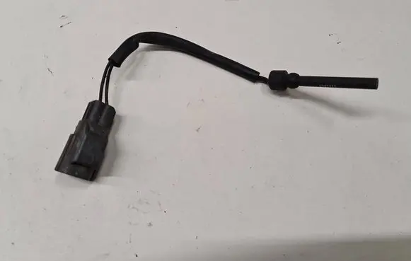 Volvo V70 Coolant level sensor 8649669 0202803