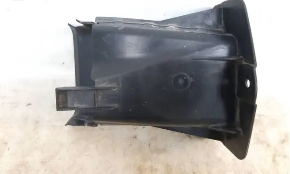 BMW 5 G30 G31 G38 Brake cooling air channel/duct 7394665 51747394665