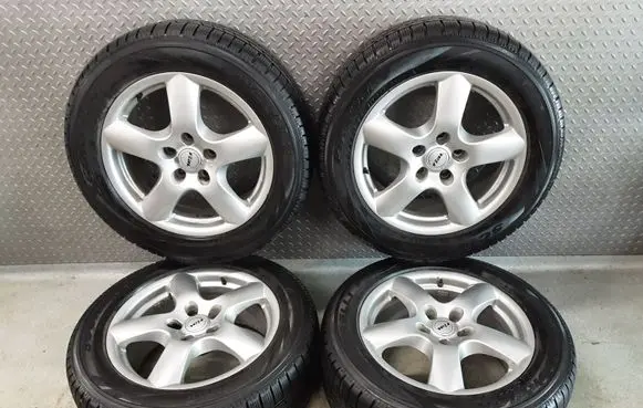 Volkswagen Touareg II R18 alloy rim 85JX18