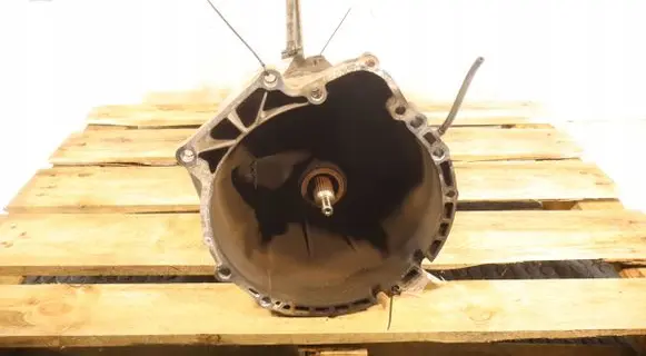 Manual 5 speed gearbox