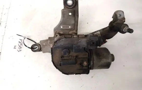 Front wiper linkage and motor