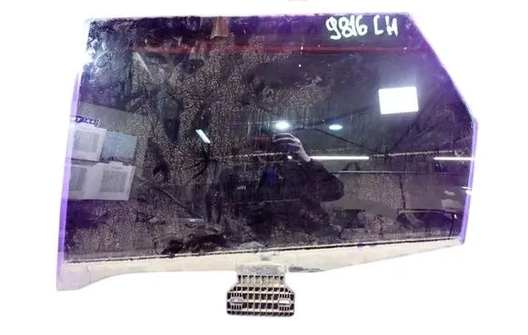 Audi A4 S4 B6 8E 8H Front door window glass four-door 