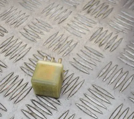 Mercedes-Benz SL R129 Other relay A0015427819 0015427819