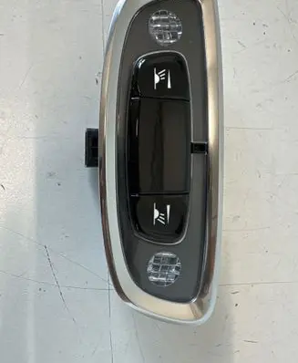 Volvo XC90 Rear seat light 31457643 030815 203614