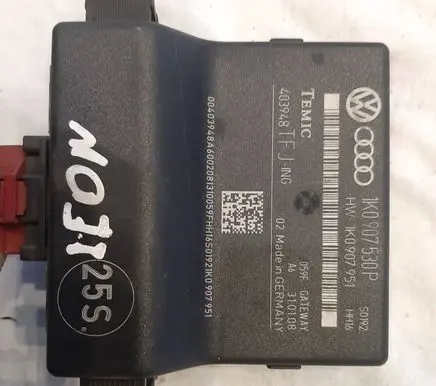 Seat Leon (1P) Gateway control module 1K0907530P 403948 1K0907951