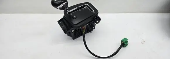 Jaguar XK - XKR Gear shifter/selector 6W837K004CC 00021284 180407