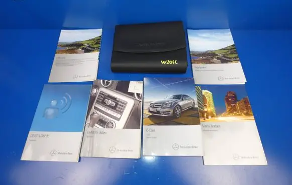 Mercedes-Benz C AMG W204 Owners service history hand book 