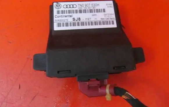 Volkswagen Golf VI Gateway control module 7N0907530H