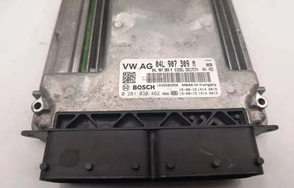 Skoda Superb B6 (3T) Engine control unit/module 04L907309M 0281030462