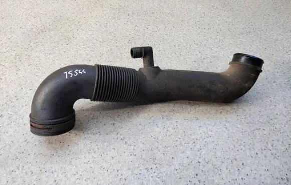 Intercooler hose/pipe
