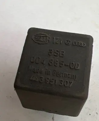Opel Astra H Other relay 00488500 443951307