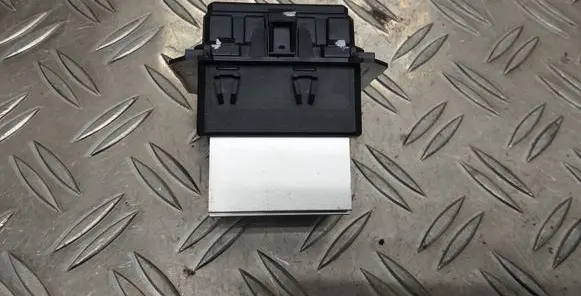 Toyota Aygo AB40 Heater blower motor/fan resistor VLC29DC11N
