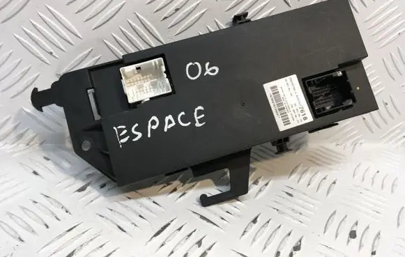 Renault Espace III Comfort/convenience module 8200427761