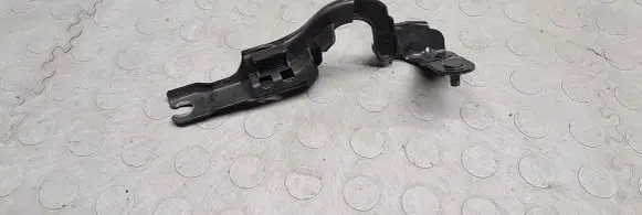 BMW 6 E63 E64 Tailgate/trunk/boot hinge 7039774