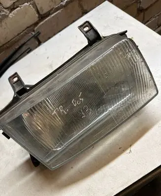 Volkswagen Transporter - Caravelle T4 Headlight/headlamp 203293H