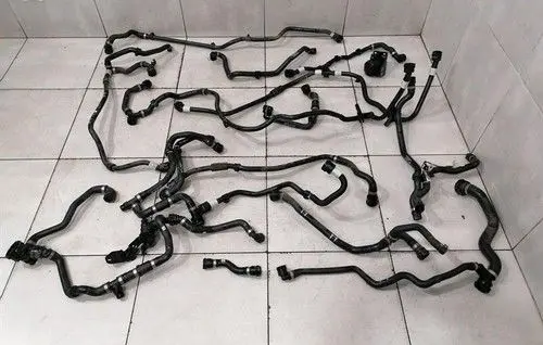 BMW 1 F40 Oil cooling pipe 8475127