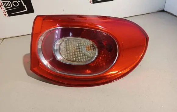 Volkswagen Tiguan Rear/tail lights 5N0945096H 5N0945096D
