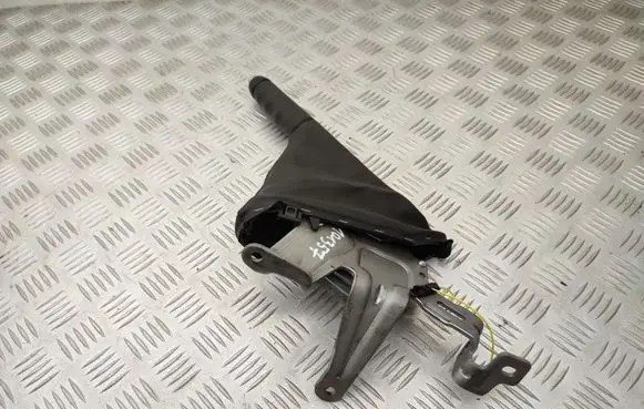Handbrake/parking brake lever assembly