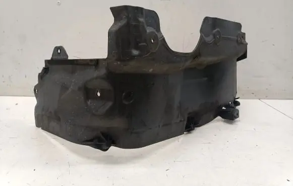 BMW 2 F46 Other engine bay part