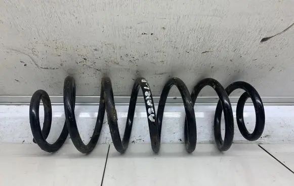 Audi A3 S3 8L Rear coil spring