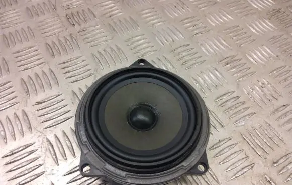 BMW 1 E82 E88 Front door speaker 9143232
