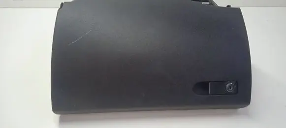 Mercedes-Benz C W204 Glove box set A2046800091