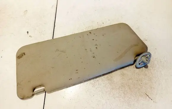 Toyota Hilux (AN10, AN20, AN30) Sun visor