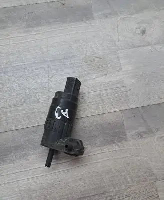 Audi A3 S3 8P Windscreen/windshield washer pump 1K6955651